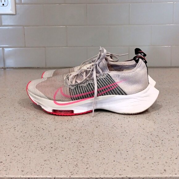 NIKE AIR ZOOM Big Kids 7y TEMPO NEXT% Womens 8.5 - Picture 2 of 8